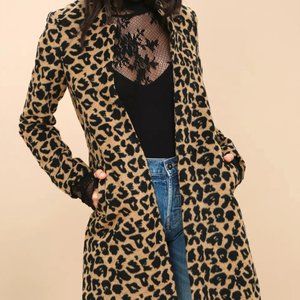 Lulu’s Tan Leopard Print Coat